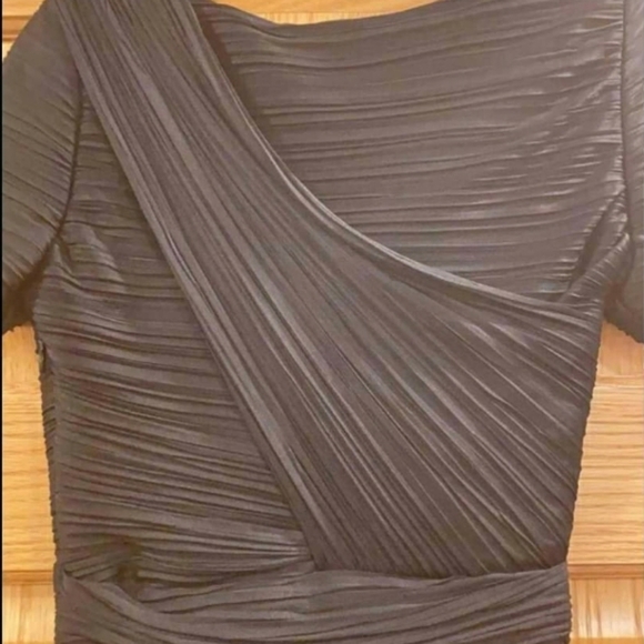 Halston Heritage Midi Dress - Picture 12 of 13